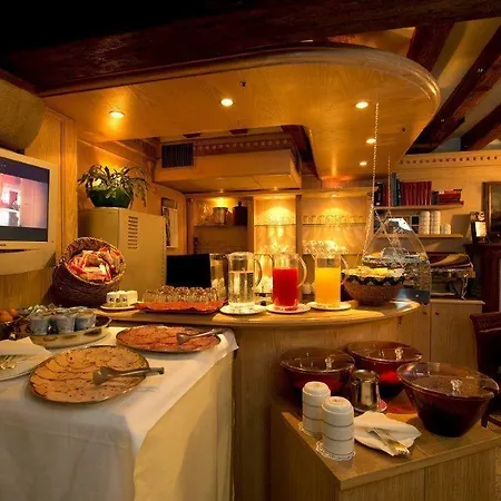 Daplace - Antica Casa Coppo 1 3*