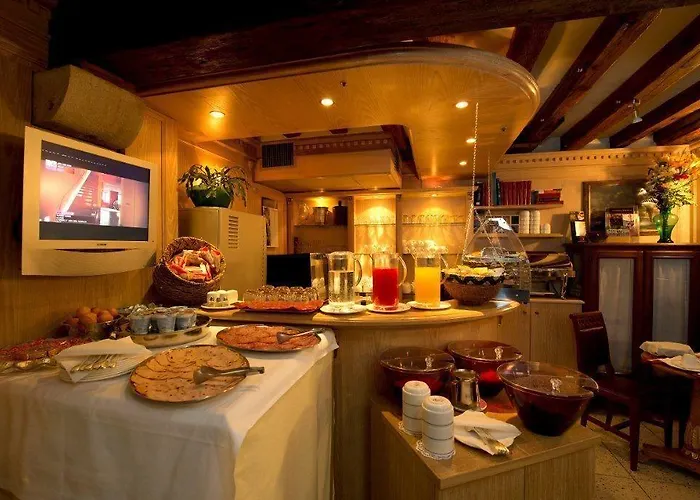 Daplace - Antica Casa Coppo 1 3*