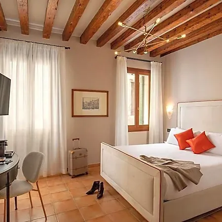 Maison d'hôtes Daplace - Antica Casa Coppo 1 3*