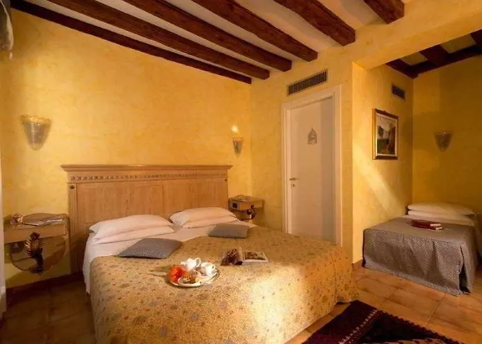 Daplace - Antica Casa Coppo 1 ゲストハウス 3*