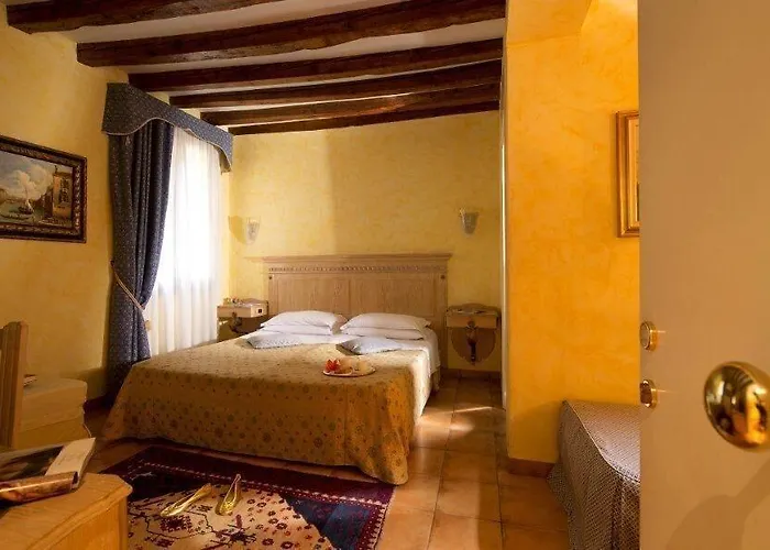 Daplace - Antica Casa Coppo 1 3*