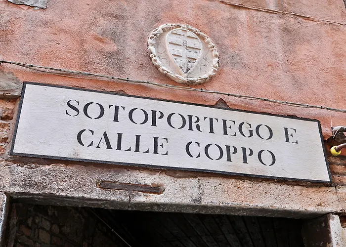 Daplace - Antica Casa Coppo 1 Vendégház