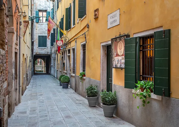 Daplace - Antica Casa Coppo 1 Vendégház 3*