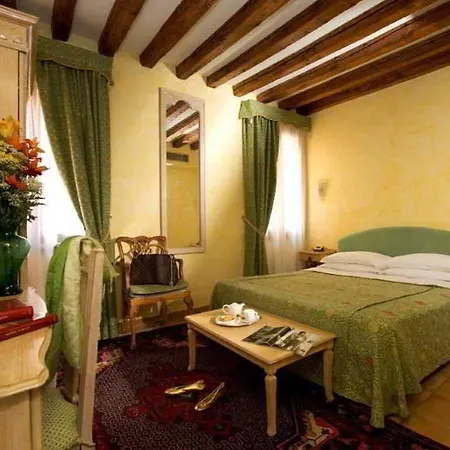 Konukevi Daplace - Antica Casa Coppo 1